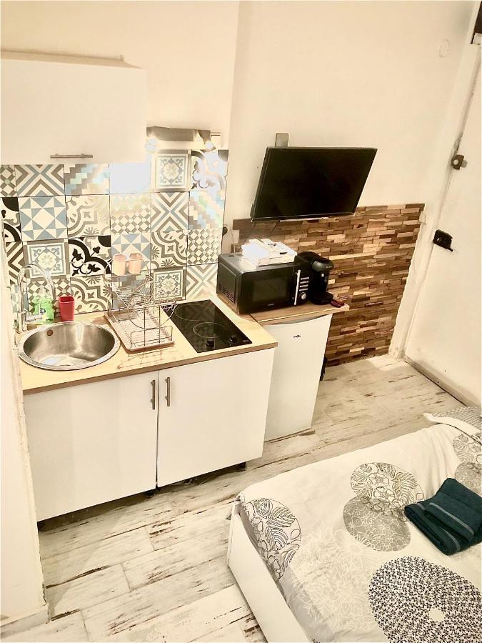Cozy Nest Apartment ตูลง ภายนอก รูปภาพ